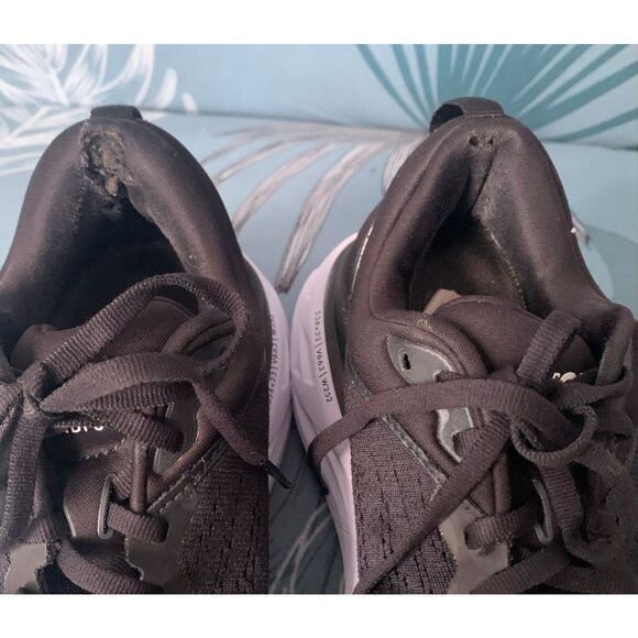 HOKA ONE ONE Bondi 8 black white Sneakers Gym SHOES women’s 7.5 - Picture 6 of 10